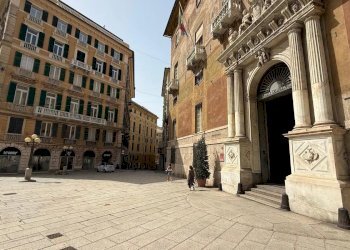 Negozio Salita Santa Caterina, 42 R, Genova - foto 8