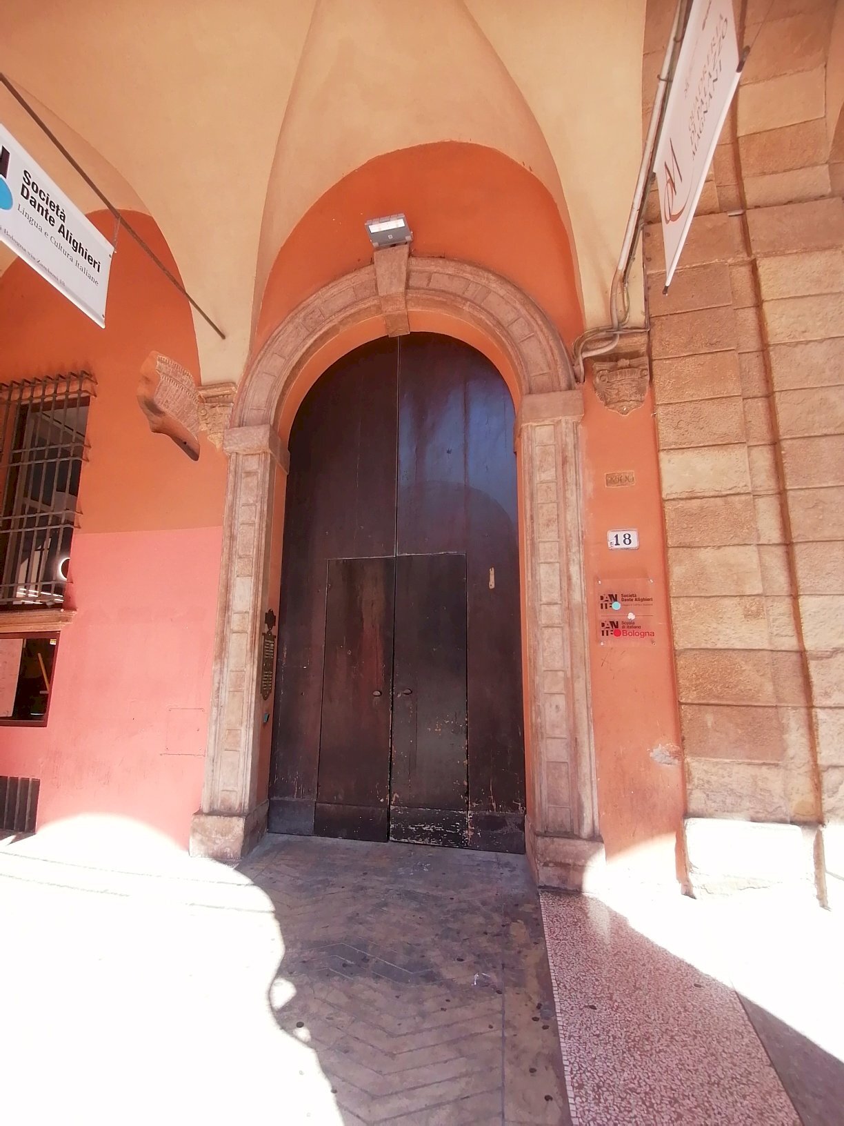 Non-buildable land via Zamboni, 18, Bologna (neighborhood Centro Storico) - photo 3