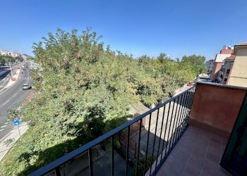 BALCONE - Bilocale via Aurelio Saffi, 81, Bologna - foto 3