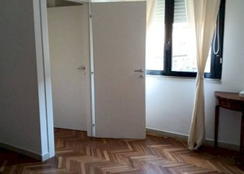 Trilocale Via Ugo Bassi, 3, Bologna (zona Centro Storico) - foto 11