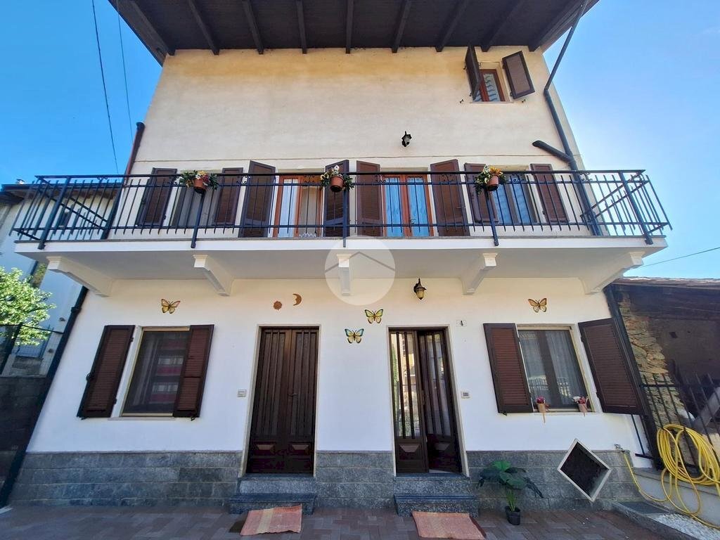 Casa semi indipendente Vicolo Matti, Caravino - foto 1