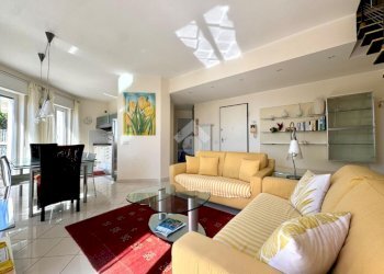 Three-room apartment Piazza Stalla, Alassio - photo 1