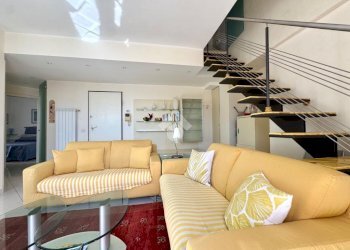Three-room apartment Piazza Stalla, Alassio - photo 2