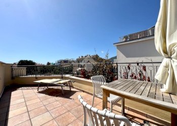 Three-room apartment Piazza Stalla, Alassio - photo 26