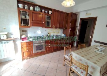Foto 19 - Three-room apartment via gasparri, Caserta - photo 19