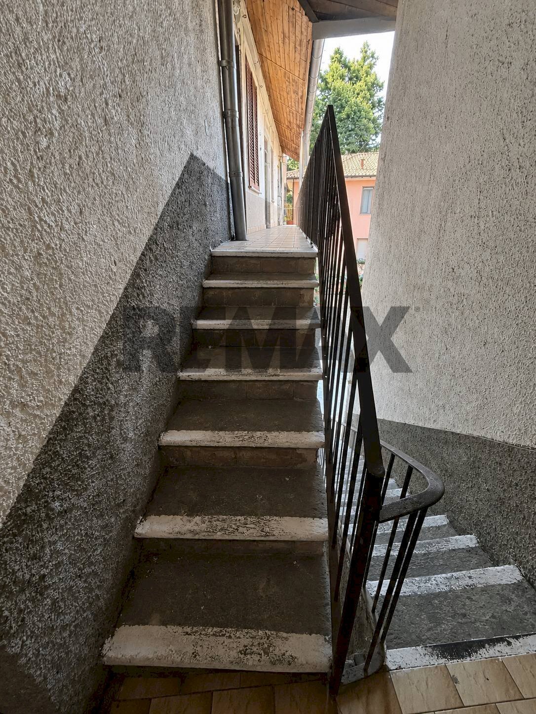 Scale - Four-room apartment VIA A. MANZONI
13, Sedriano - photo 3