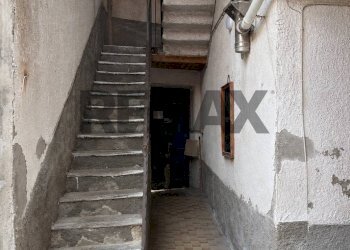 Scale - Four-room apartment VIA A. MANZONI
 
13, Sedriano - photo 2