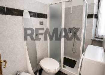Bagno - Four-room apartment VIA A. MANZONI
 
13, Sedriano - photo 19