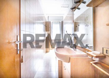 Bagno - Three-room apartment Via Roma
 
26/a, Limbiate - photo 12