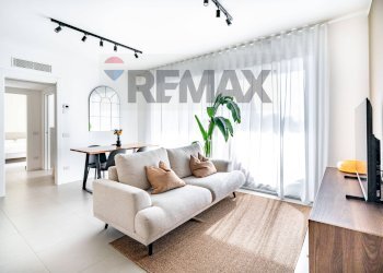 Sala da pranzo - Two-room apartment VIA LONDRA
34, Senago - photo 1