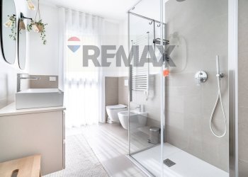 Bagno - Two-room apartment VIA LONDRA
34, Senago - photo 12