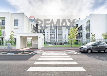 Edificio all\'aperto - Two-room apartment VIA LONDRA
34, Senago - photo 17
