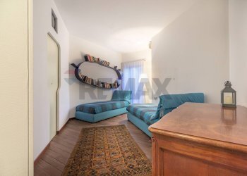 Soggiorno - Quadrilocale Via Umberto I
 
22, Seregno - foto 12
