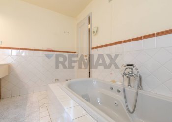 Bagno - Quadrilocale Via Umberto I
 
22, Seregno - foto 16