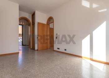 Stanza vuota - Quadrilocale via Umberto I
 
22, Seregno - foto 4