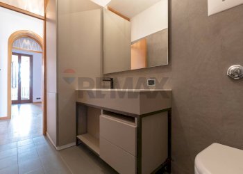 Bagno - Quadrilocale via Umberto I
 
22, Seregno - foto 8