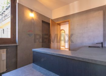 Bagno - Quadrilocale via Umberto I
 
22, Seregno - foto 12