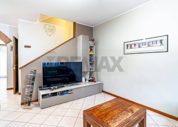 Soggiorno - Villa a Schiera Via Roma
 
141, Paderno Dugnano - foto 5