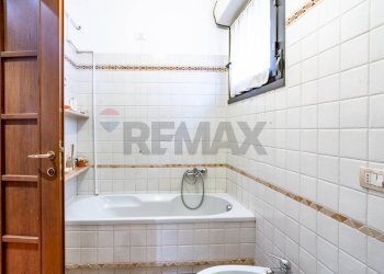 Bagno - Villa a Schiera Via Roma
 
141, Paderno Dugnano - foto 22