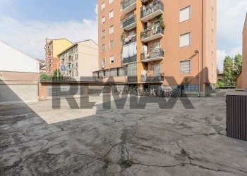 Edificio all\'aperto - Trilocale via padova
 
320, Milano - foto 9