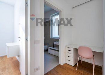 Camera / camera da letto - Bilocale Via Orio Vergani
 
13, Milano - foto 17