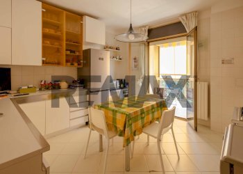 Cucina - Quadrilocale Via Generale Carlo Alberto Dalla Chiesa
 
22, Bari - foto 4