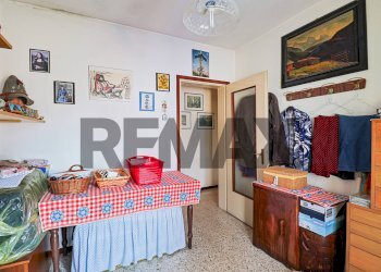 Camera / camera da letto - Quadrilocale Via Dei Lori
 
37, Luino - foto 12