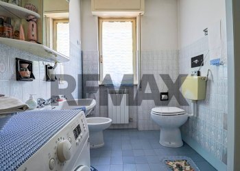 Bagno - Quadrilocale Via Dei Lori
 
37, Luino - foto 16