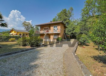 Casa all\'aperto - Quadrilocale Via Dei Lori
 
37, Luino - foto 21
