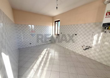 Stanza vuota - Three-room apartment Via Monte Cengio
7, Varese - photo 2