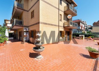 Terrazza - Four-room apartment Via Nazario Palmioli
 
8, Monterotondo - photo 1
