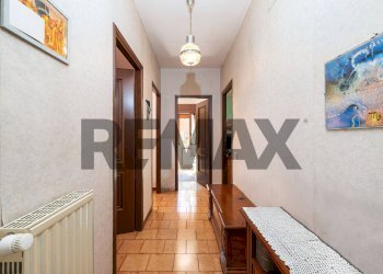 Hall / corridoio - Four-room apartment Via Nazario Palmioli
 
8, Monterotondo - photo 17