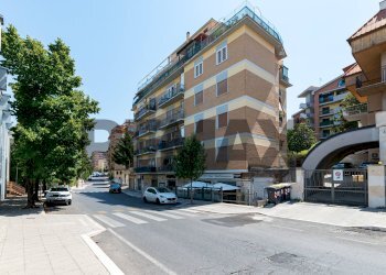 Edificio all\'aperto - Three-room apartment Via XX Settembre
 
29, Monterotondo - photo 25