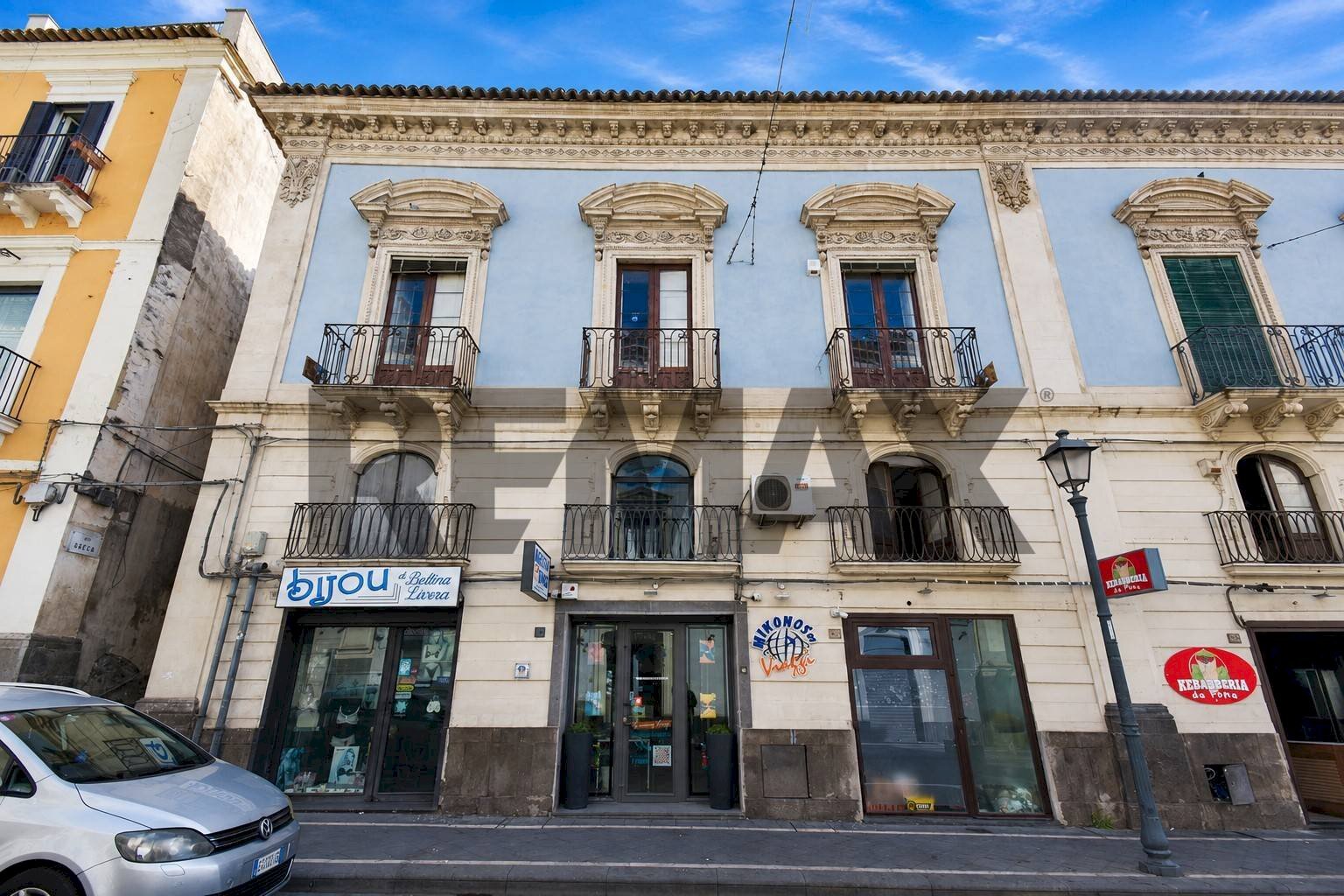 Edificio all\'aperto - Casa indipendente Via Greco
 
4, Adrano - foto 1