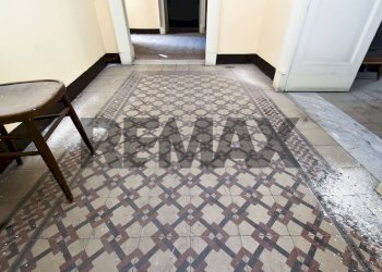Dettagli - Casa indipendente Via Greco
 
4, Adrano - foto 4
