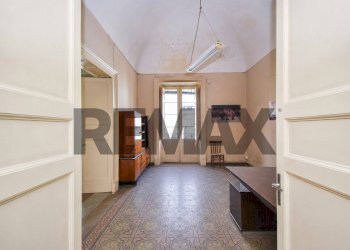 Hall / corridoio - Casa indipendente Via Greco
 
4, Adrano - foto 6