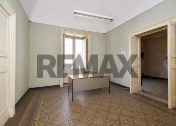 Ufficio - Casa indipendente Via Greco
 
4, Adrano - foto 32