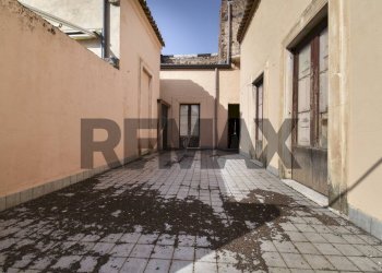 Terrazza - Casa indipendente Via Greco
 
4, Adrano - foto 41