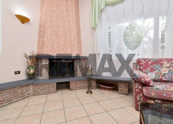 Soggiorno - Casa semi indipendente Via Paternò
 
333, Ragalna - foto 4