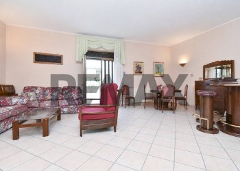 Sala da pranzo - Casa semi indipendente Via Paternò
 
333, Ragalna - foto 45