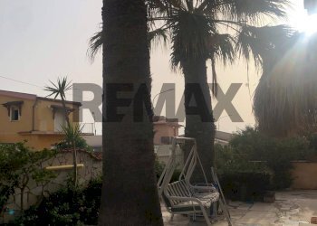 Edificio all\'aperto - Casa semi indipendente Via Costa Esperia
 
43/45, Vittoria - foto 2