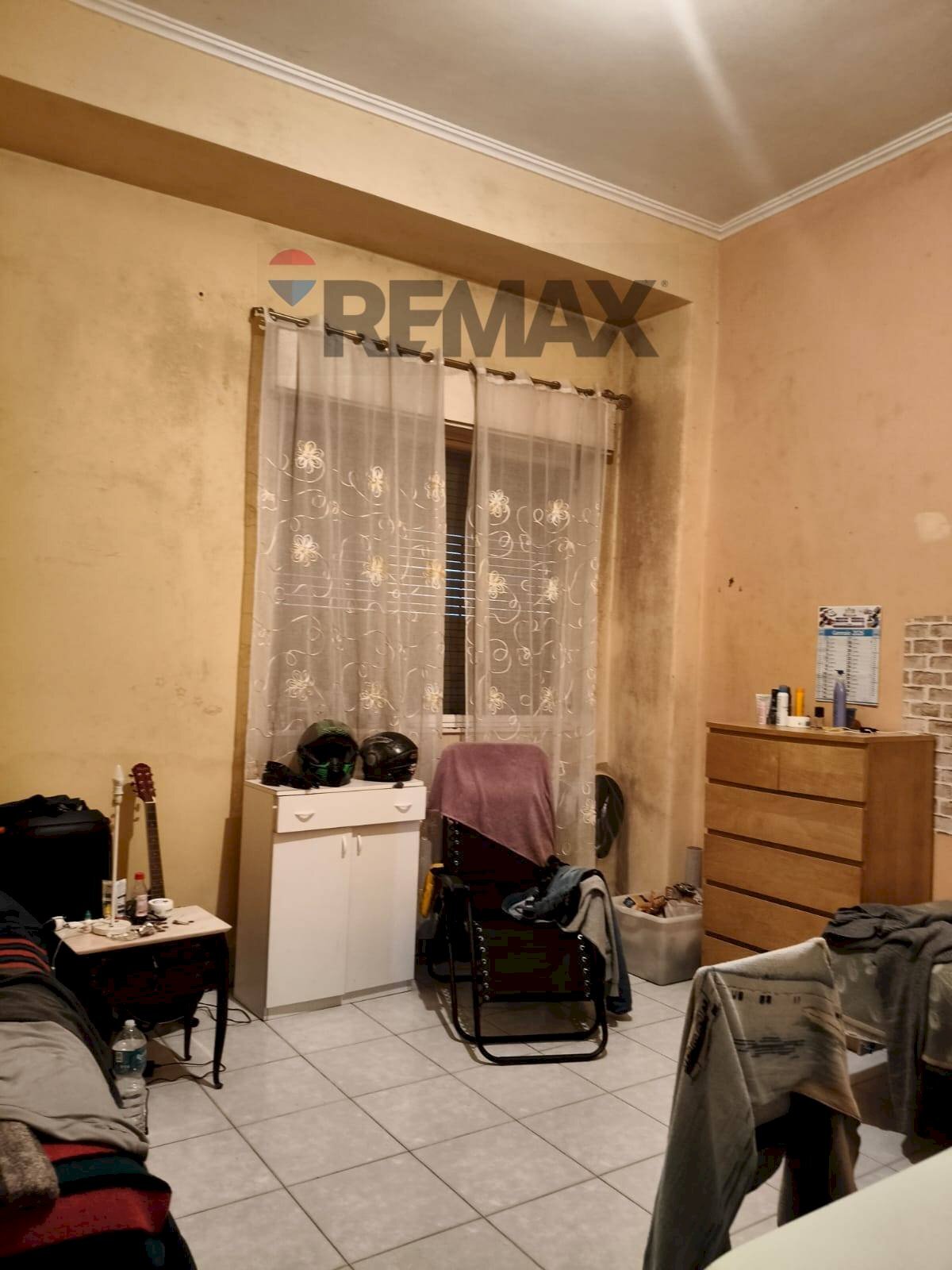 Camera / camera da letto - Trilocale Via Wrzi'
177, Catania - foto 3