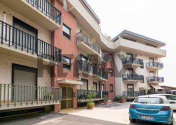 Edificio all\'aperto - Quadrilocale Via Pietro dell'Ova
396, Tremestieri Etneo - foto 4