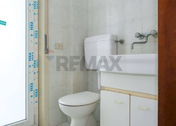 Bagno - Appartamento Via delle Medaglie d'oro
 
70, Catania - foto 10
