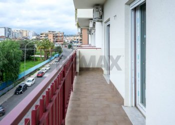 Balcone - Appartamento Via delle Medaglie d'oro
 
70, Catania - foto 16