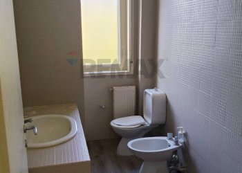 Bagno - Appartamento Viale Angelo Vasta
 
4, Catania - foto 23