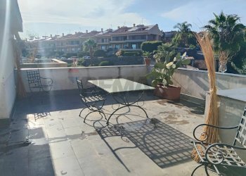 Terrazza - Appartamento Viale Angelo Vasta
 
4, Catania - foto 39