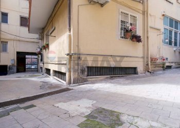 Edificio all\'aperto - Box Via Calatabiano
 
20/F, Catania - foto 21