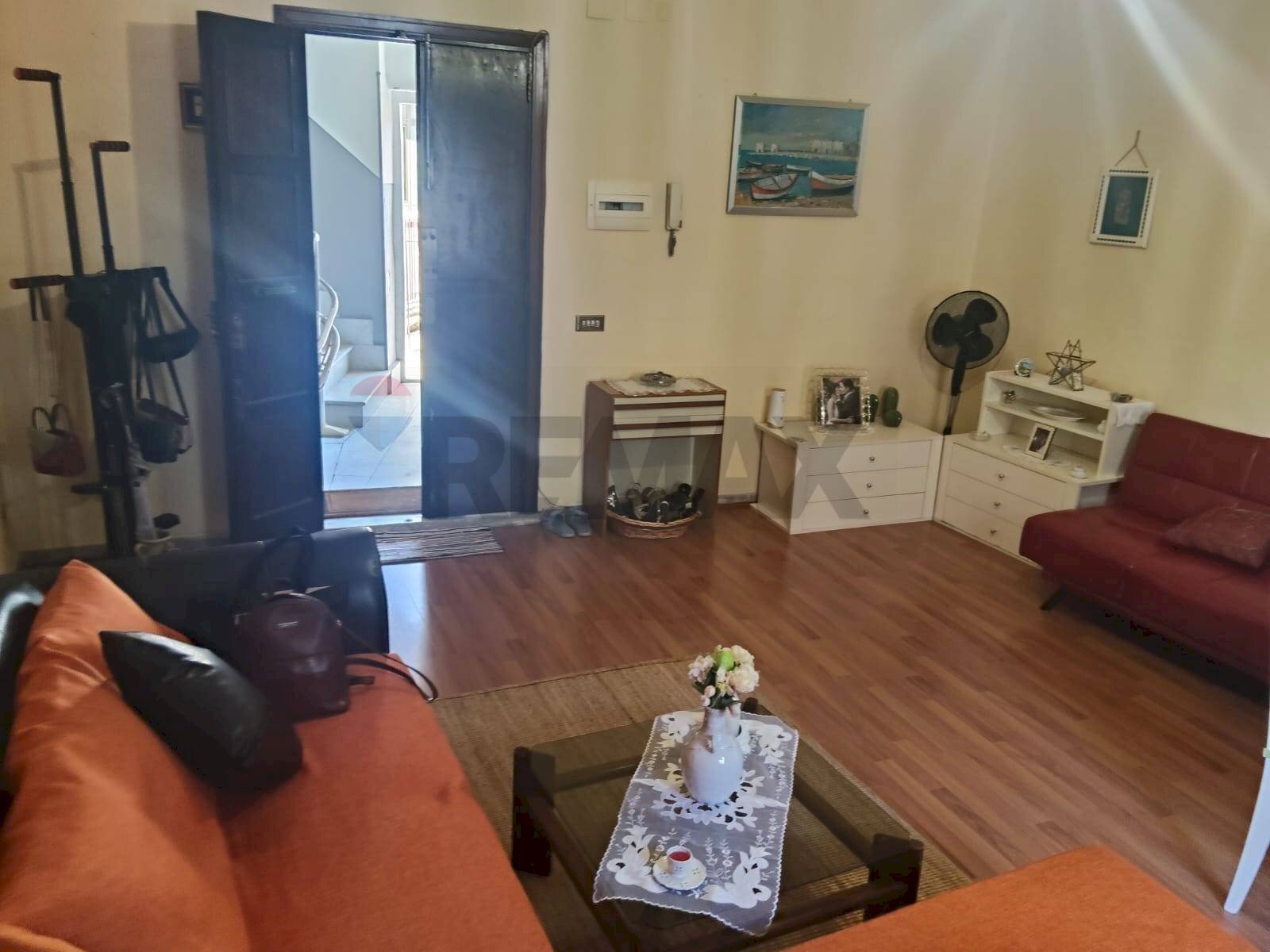 Soggiorno - Appartamento Via Etnea
 
590, Catania - foto 1
