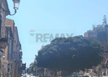 Edificio all\'aperto - Appartamento Via Etnea
 
590, Catania - foto 40
